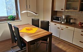 W2 Grosszuegige Wohnung In Ruhiger Lage